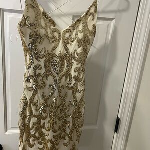Elegant Gold Sequin Dress